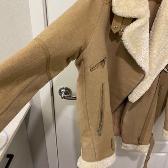 Zara Basic Wool Sherpa Blend Long Sleeve Coat.  Tan/Cream. Medium. Streetwear. - Picture 6 of 16